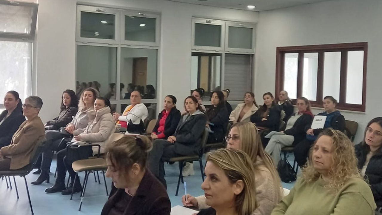 Okul kantinlerinin çalışanlarına “Temel Hijyen ve Gıda Güvenliği” eğitimi verildi