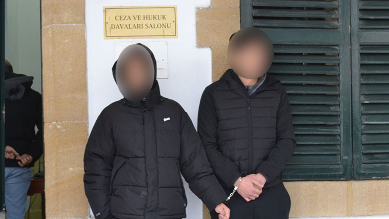 Ev değil, uyuşturucu yuvası... 7 Gün daha tutuklu kalacaklar!