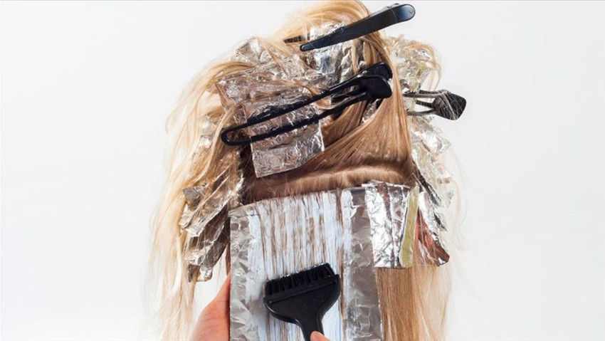 Uzmanı uyardı: Bu ürünler saçların erken beyazlamasına neden oluyor