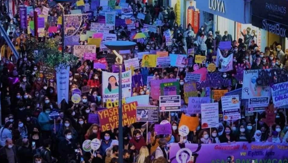 KTÖS ve Proodeftiki’den açıklama: Hedefimiz, kadınların eşit haklara sahip olduğu bir dünya yaratmak