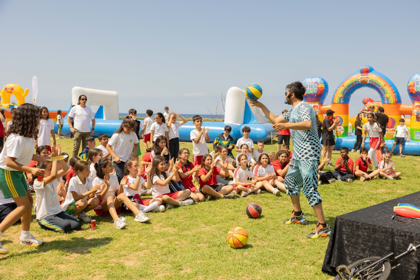 Merit Çocuk Şenliği’nde 750 çocuk eğlendi