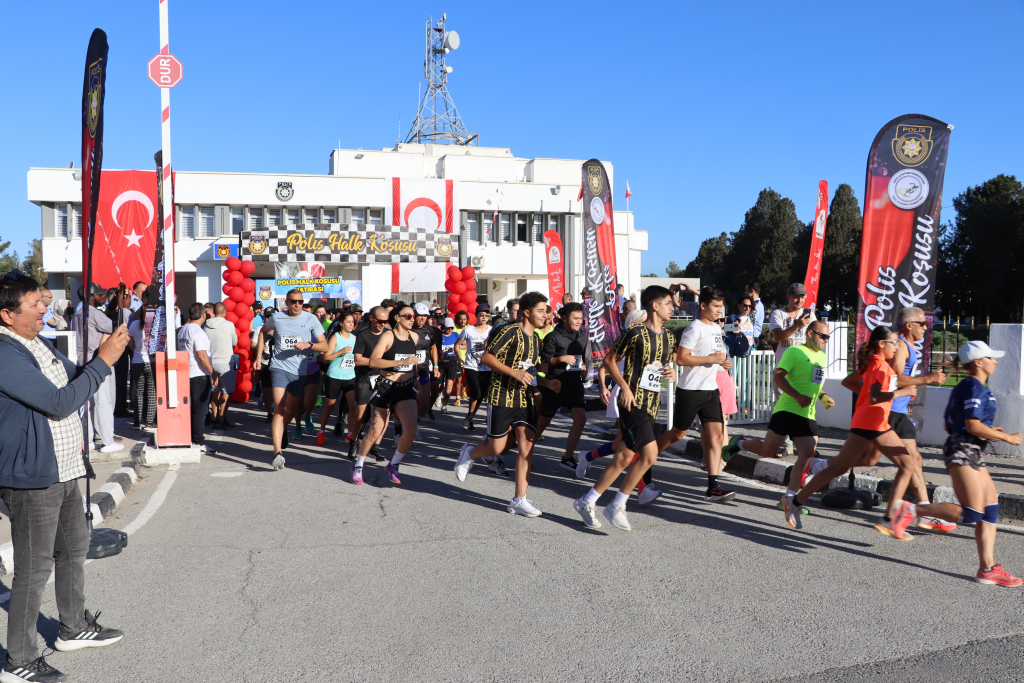 Polis-Halk Koşusu Lefkoşa’da koşuldu