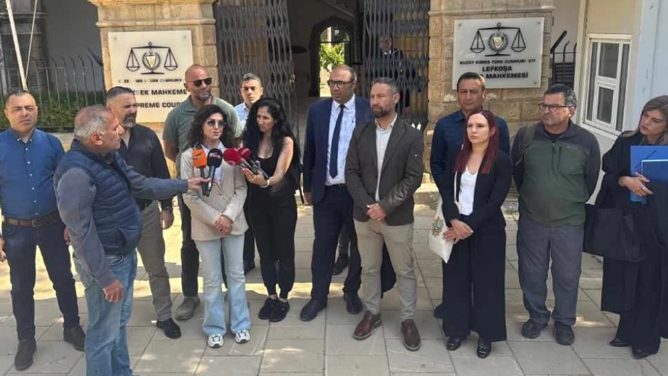 22 öğretmenin 2 polisi darp ettiği iddiası ile açılan dava 1 Ekim’e ertelendi