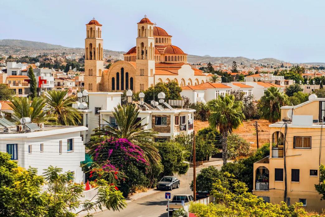 Güney Kıbrıs’ta kalan Kıbrıs Türk mallarının yasal olarak kullanılıp kullanılmadığı araştırılacak!