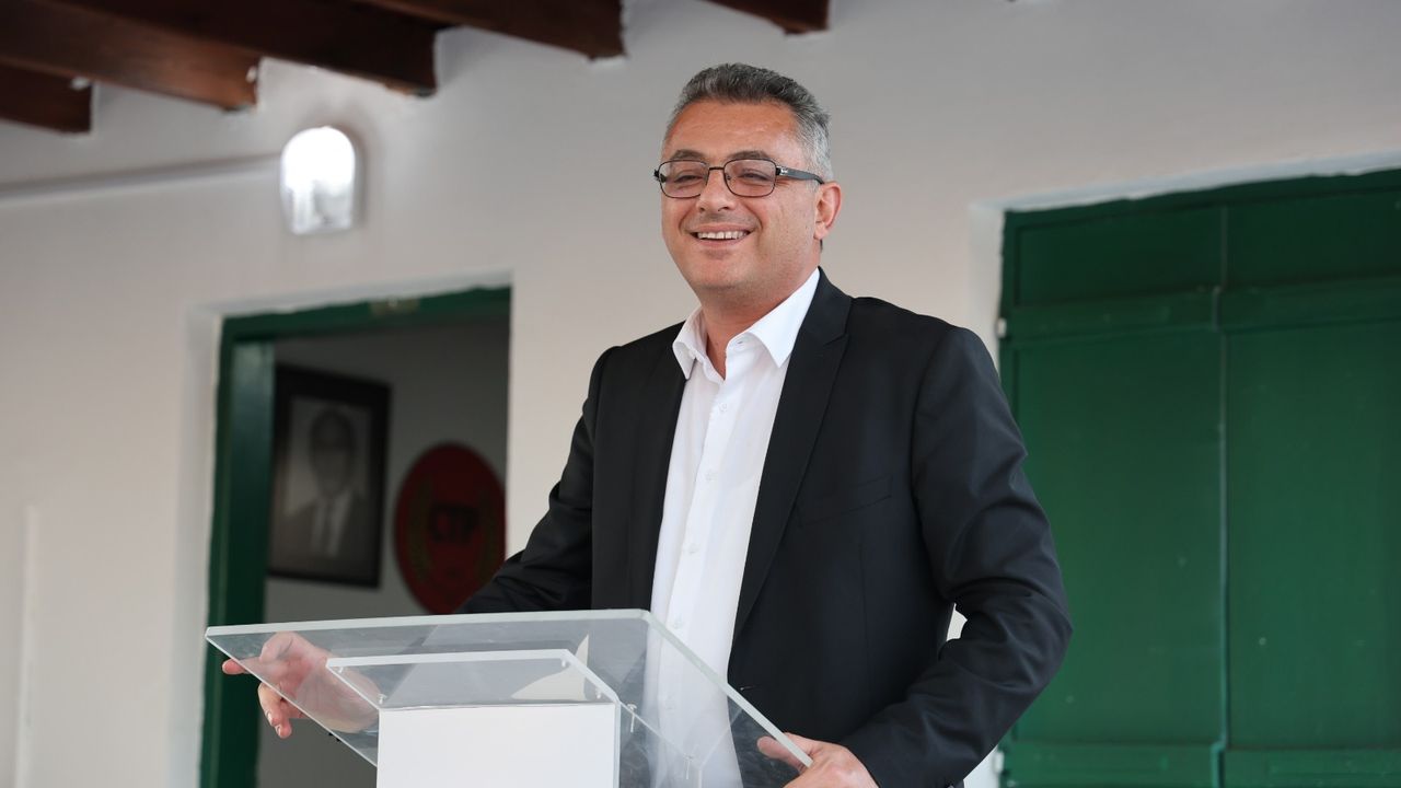 Erhürman: Ekim’den sonra gülüşlerimiz çoğalacak