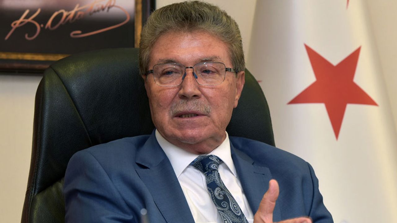 Üstel: Sıkıntılarımız var ama bu sıkıntıları da bizlerden başkası çözemez!