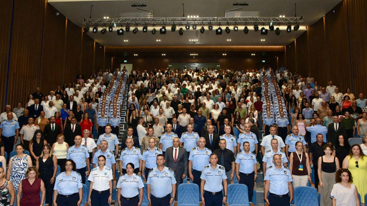 65. Dönem Polis Okulu Yemin ve Mezuniyet Töreni yapılıyor