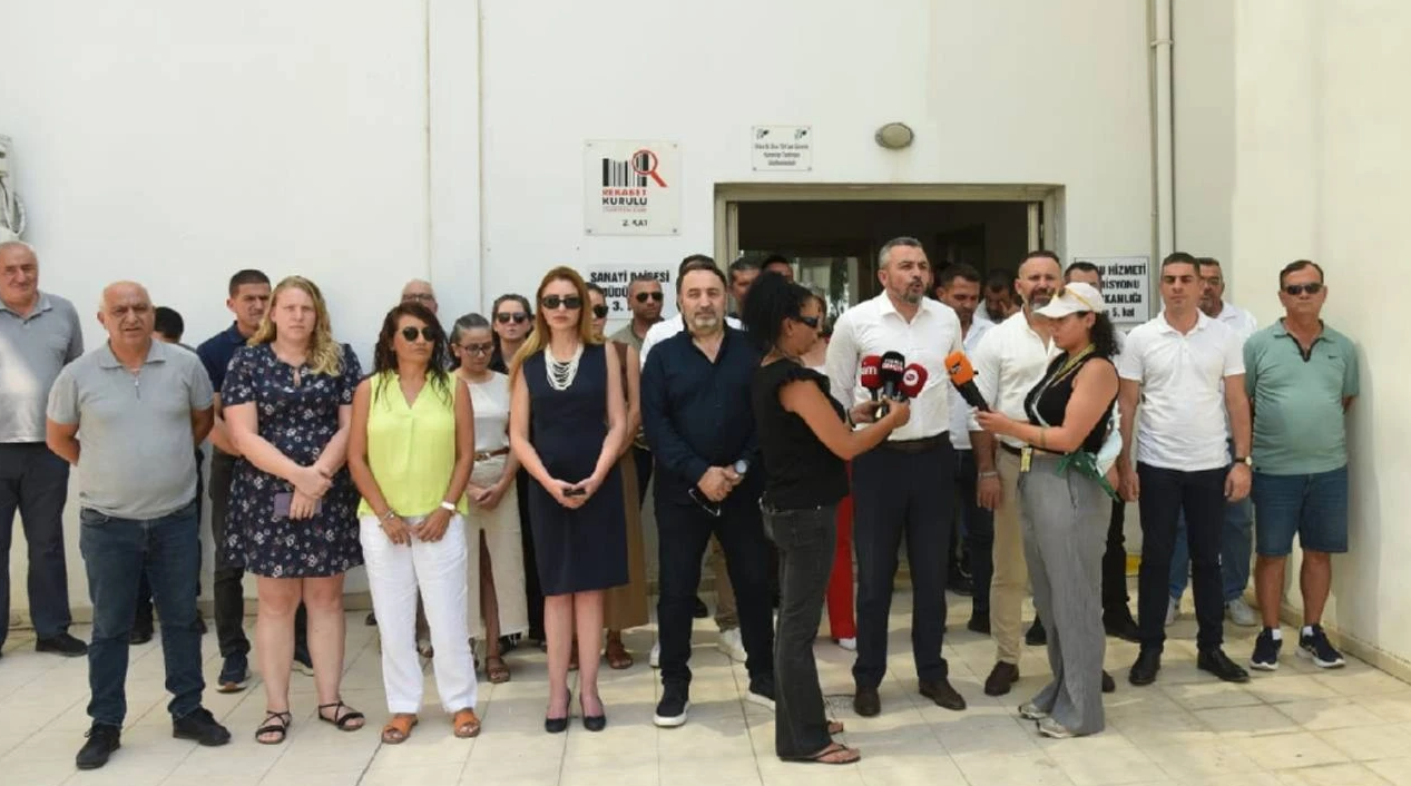 Resmi Kabz Memurluğu ve Mukayyitlik Dairesi’ndeki grev sürüyor