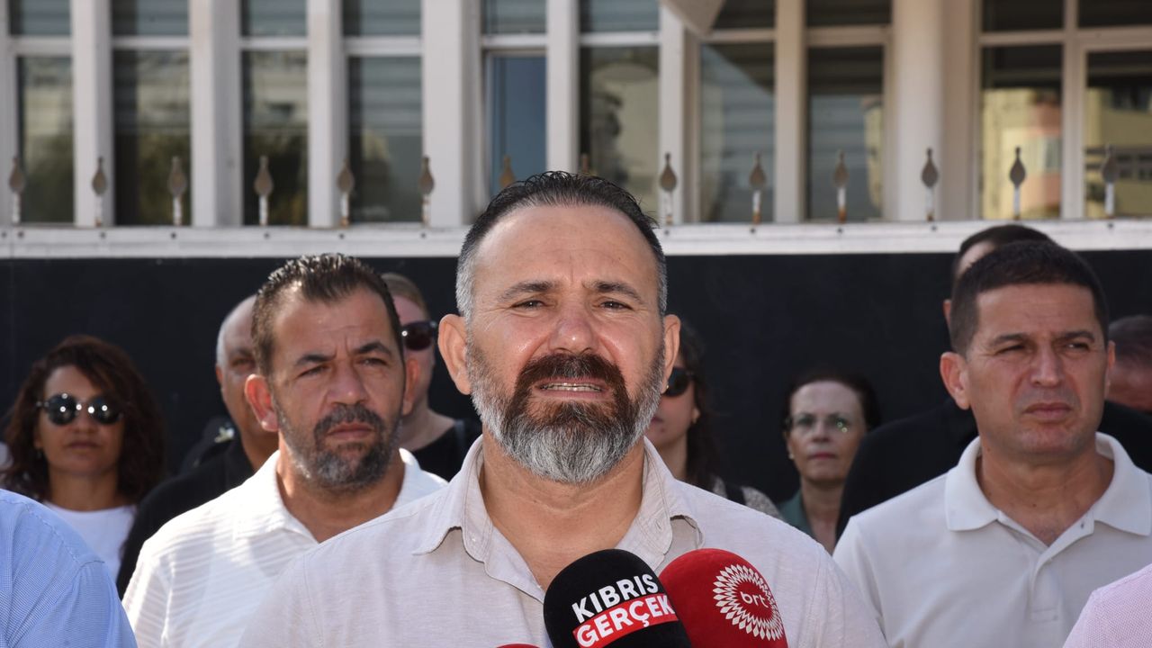 Resmi Kabz Memurluğu ve Mukayyitlik Dairesi’ndeki grev sürüyor...