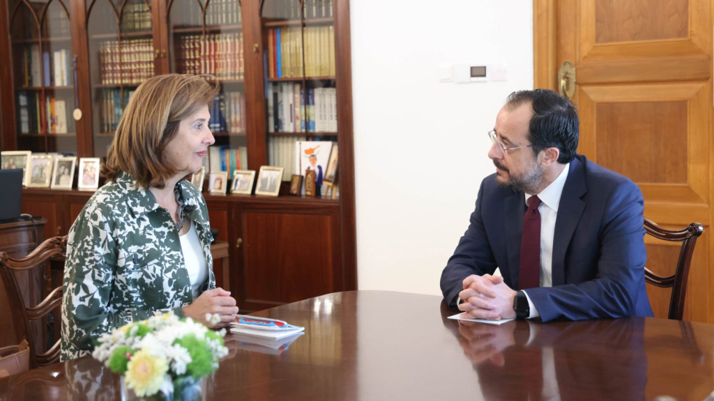 Hristodulidis-Holguin görüşmesi 2 Eylül’de