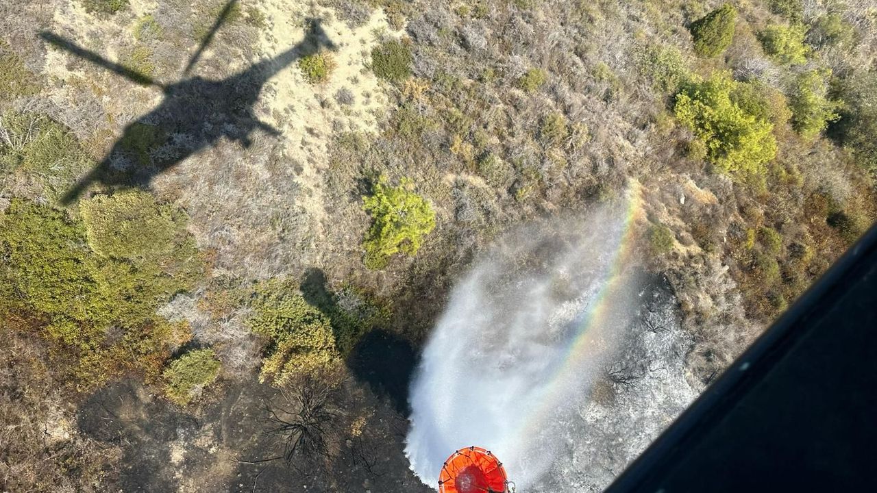 Girne'deki yangın ortak müdahale ile kontrol altında...