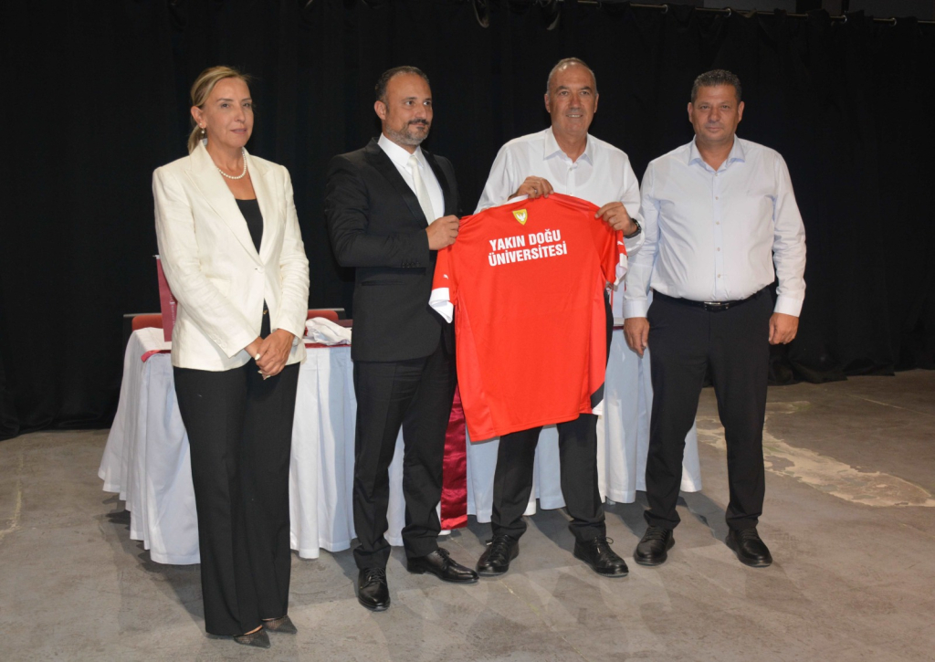 Futbolun Sağlığı Yakın Doğu Üniversitesi Hastanesi’ne Emanet!