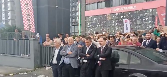 CHP İstanbul il binası polis çemberinde | Milletvekillerinin yağmur altında bekleyişi sürüyor