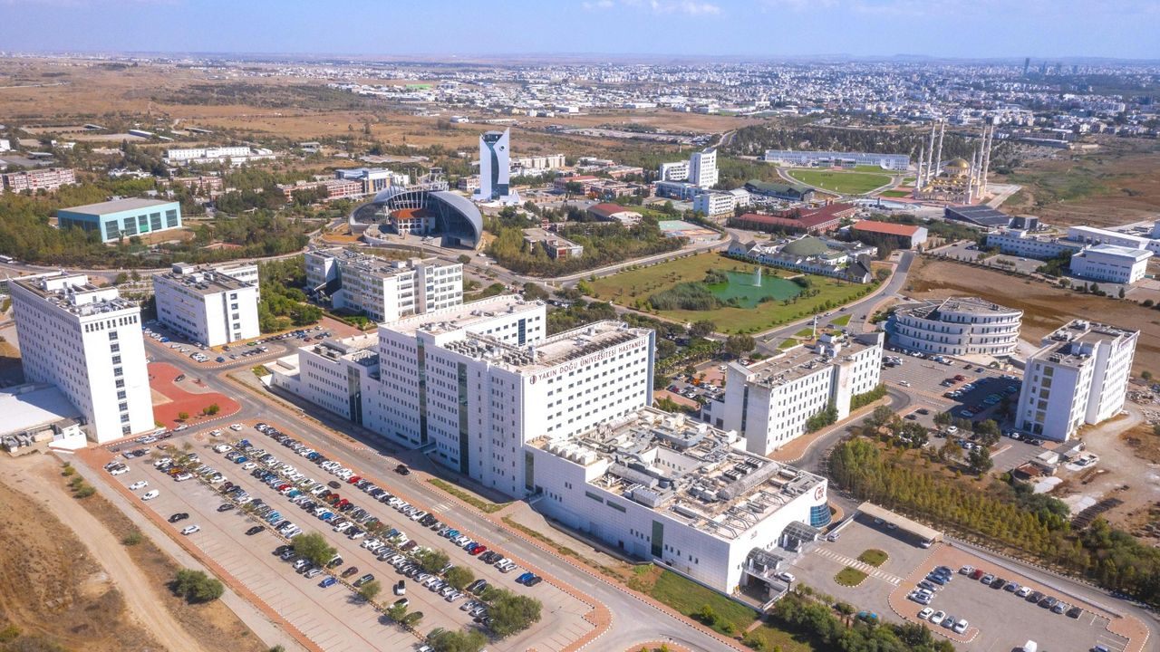 Yakın Doğu Üniversitesi 4 Alanda Dünyanın En İyi İlk 500 Üniversitesi Arasında!