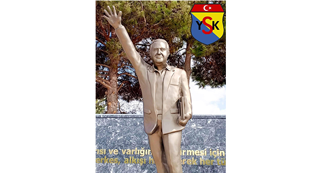 Tahsin Mertekçi’nin Heykeli Tahsin Mertekçi Stadı’nda Yerini Aldı