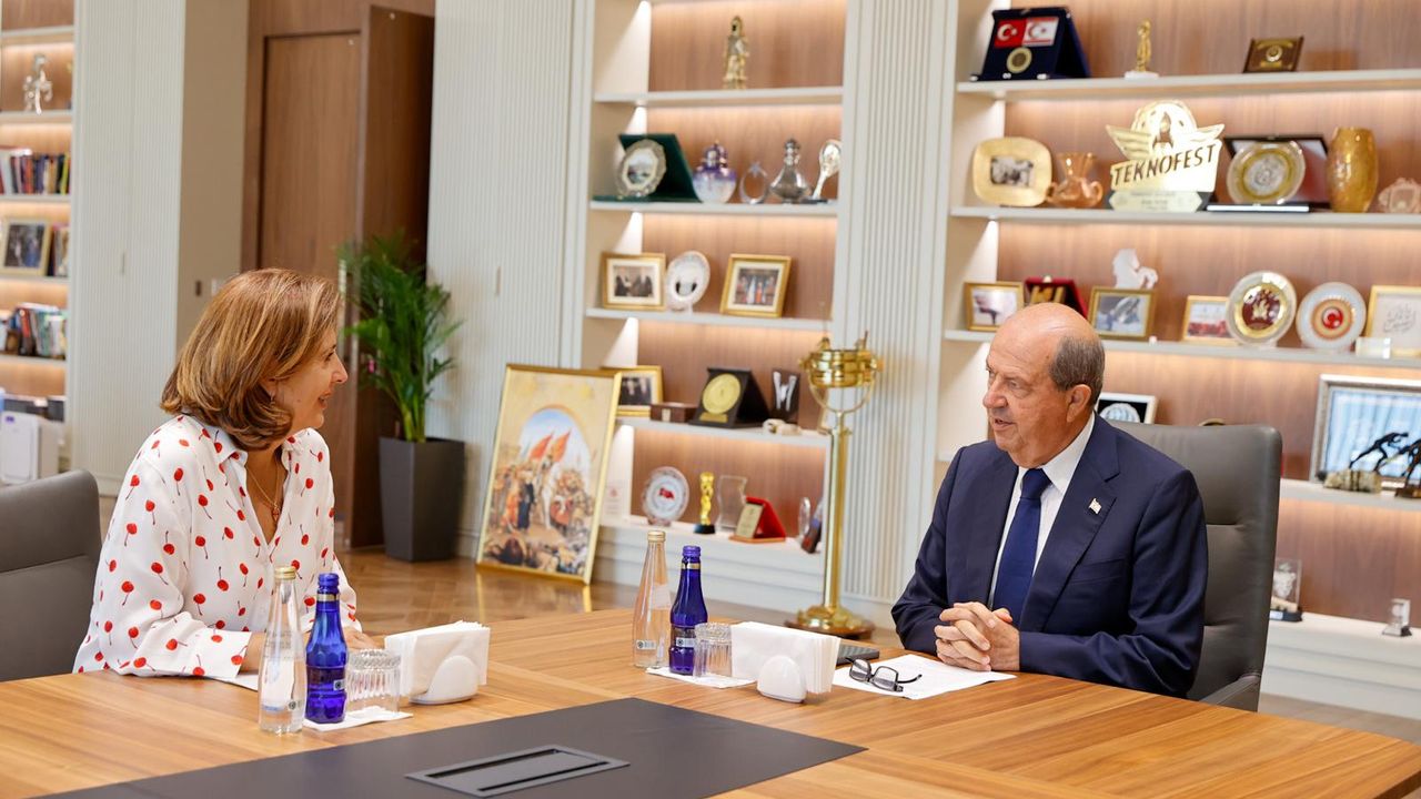 Tatar, Holguin ile görüştü