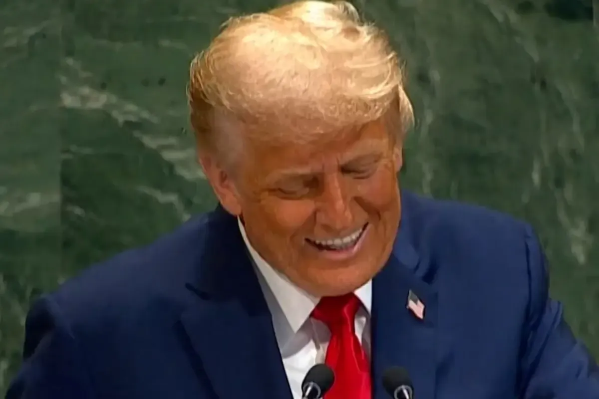 BM'de prompteri bozulan Trump'ın zor anları