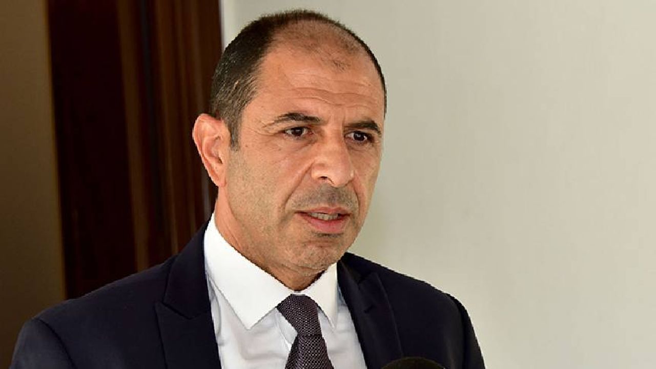 Özersay, Öztürkler hakkında polis soruşturması talebiyle dilekçe verdiklerini açıkladı