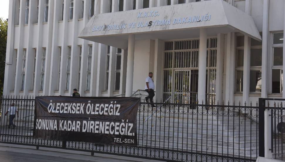 Telekomünikasyon Dairesi grevde: 3-4 gün süre verildi, eylemler devam edecek