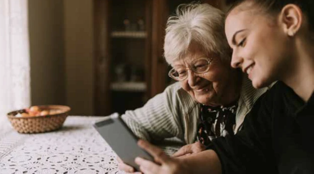 Bugün 1 Ekim Dünya Yaşlılar Günü: Yaşlılarımıza hak ettikleri yaşamı sunmak borcumuz!