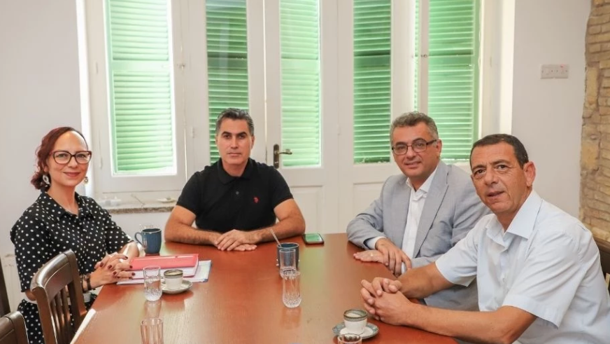 Erhürman, Kimliksizler Derneği ile görüştü: Masaya getireceğim ilk konu bu olacak