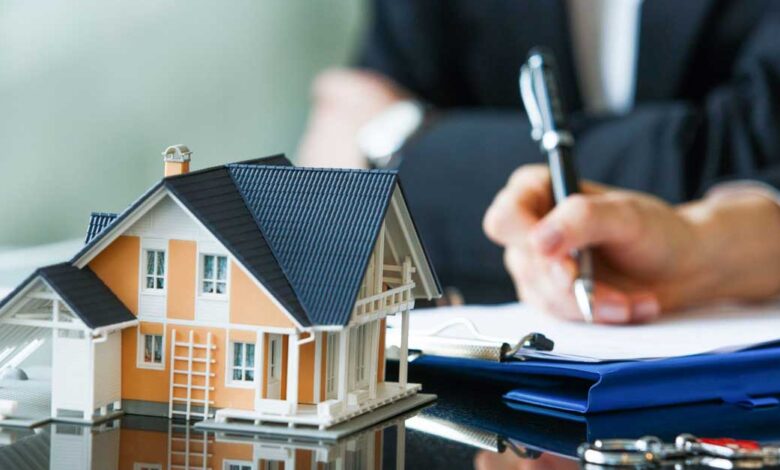 Güney Kıbrıs'ta 4 taşınmazdan 1'i AB dışı yabancıların elinde!