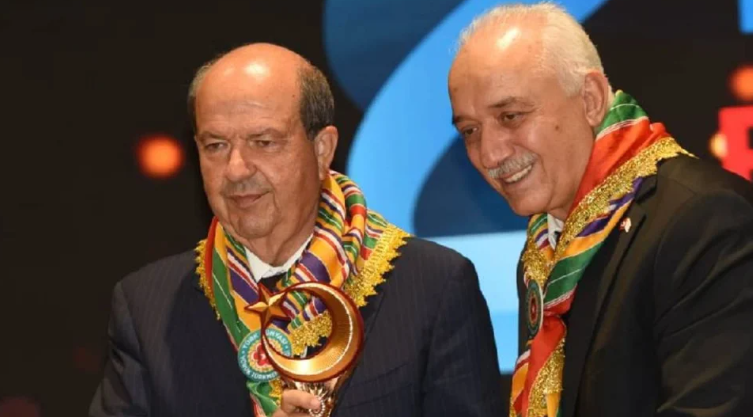 Tatar’a ödül: “2. Uluslararası Türk Dünyası Bilim Ödülleri Programı”