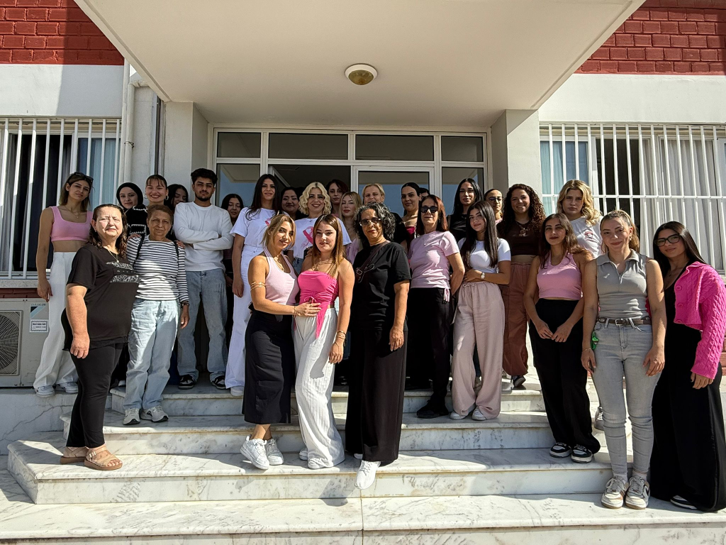 Meme Kanseri Farkındalık Ayı: Sevgiyle Güçleniyoruz