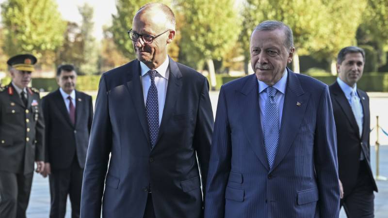 Almanya Başbakanı Merz, Ankara'da; Erdoğan resmî törenle karşıladı