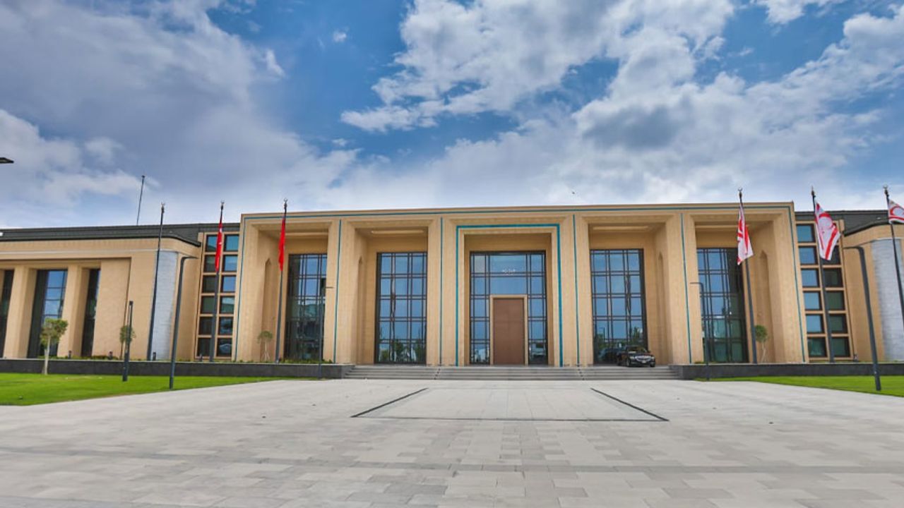 Cumhurbaşkanlığı'nda iki isim daha görevden alındı!