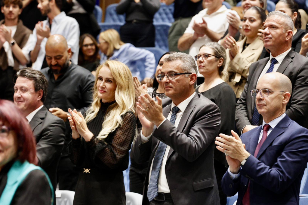 Erhürman çifti, Cumhurbaşkanlığı Senfoni Orkestrası’nın sezon açılış konserini izledi