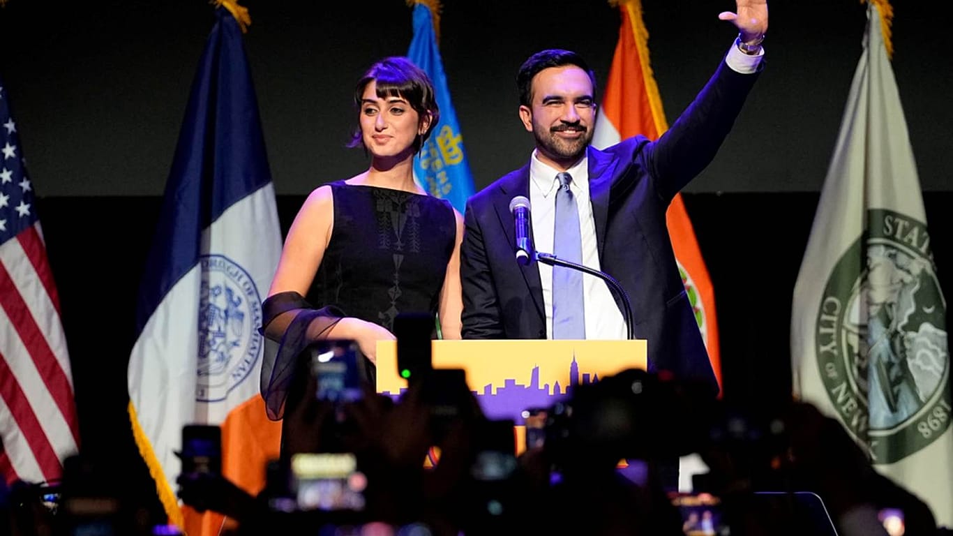 İlklere imza atarak ABD siyasetini sarstı: Zohran Mamdani kimdir?