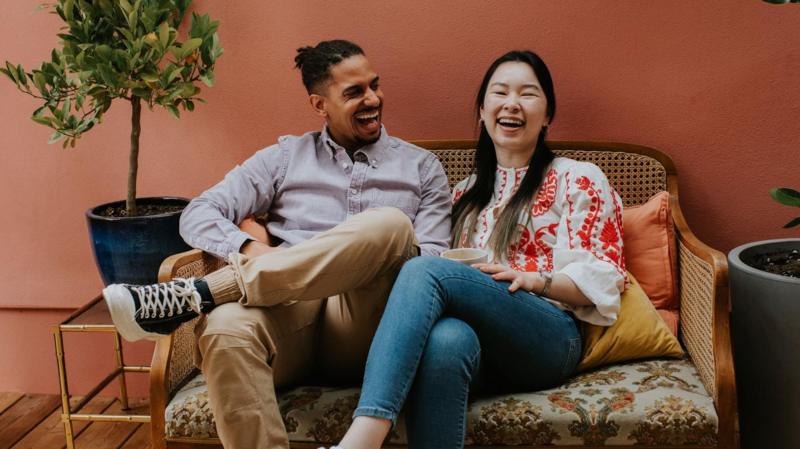 Neden yabancı bir dilde sesimiz daha farklı çıkar?