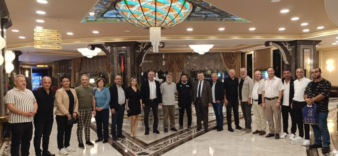 Merit yatırımları Hamburglu Türk gazetecilere anlatıldı