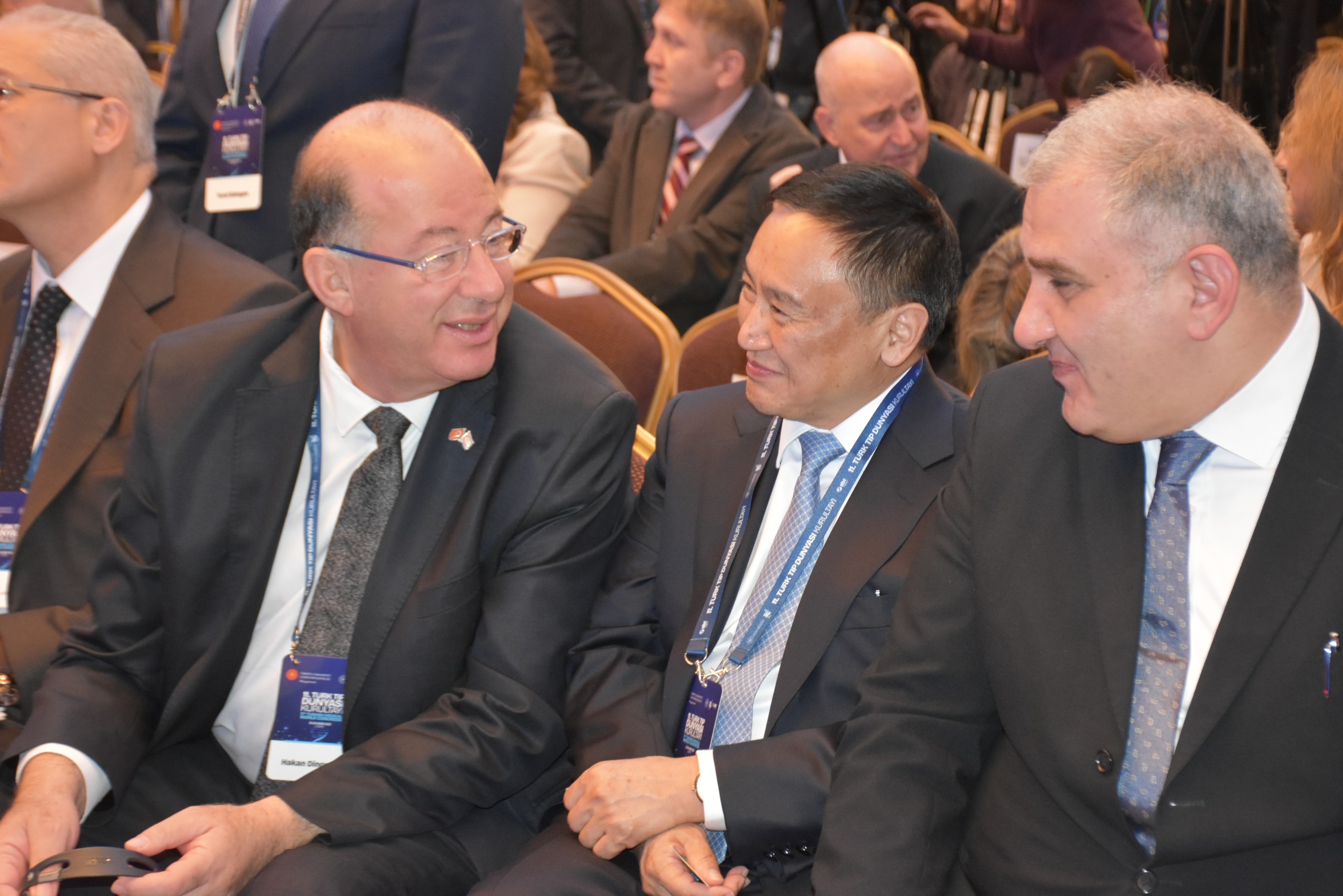 Dinçyürek:” Dost ve kardeş ülkelerle sağlık alanında iş birliğine açığız”