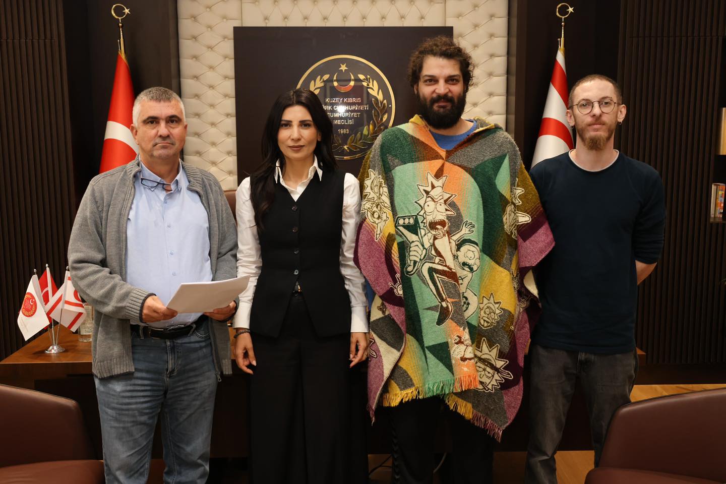 Özdenefe, Kıbrıs’ta Vicdani Ret İnsiyatifi üyelerini makamında kabul etti.