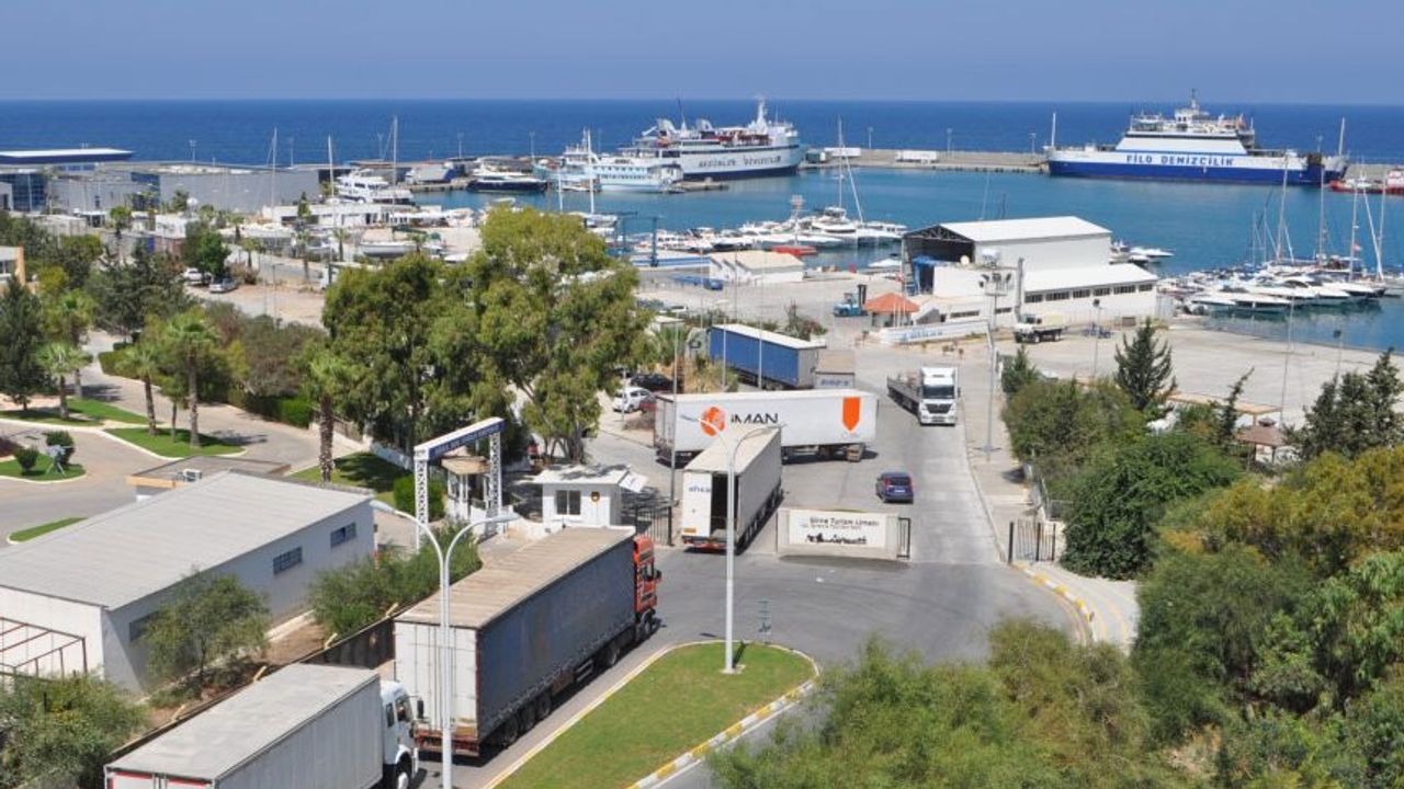 Girne Turizm Limanı’nda demirli gemide iş kazası: 1 kişi ağır yaralandı