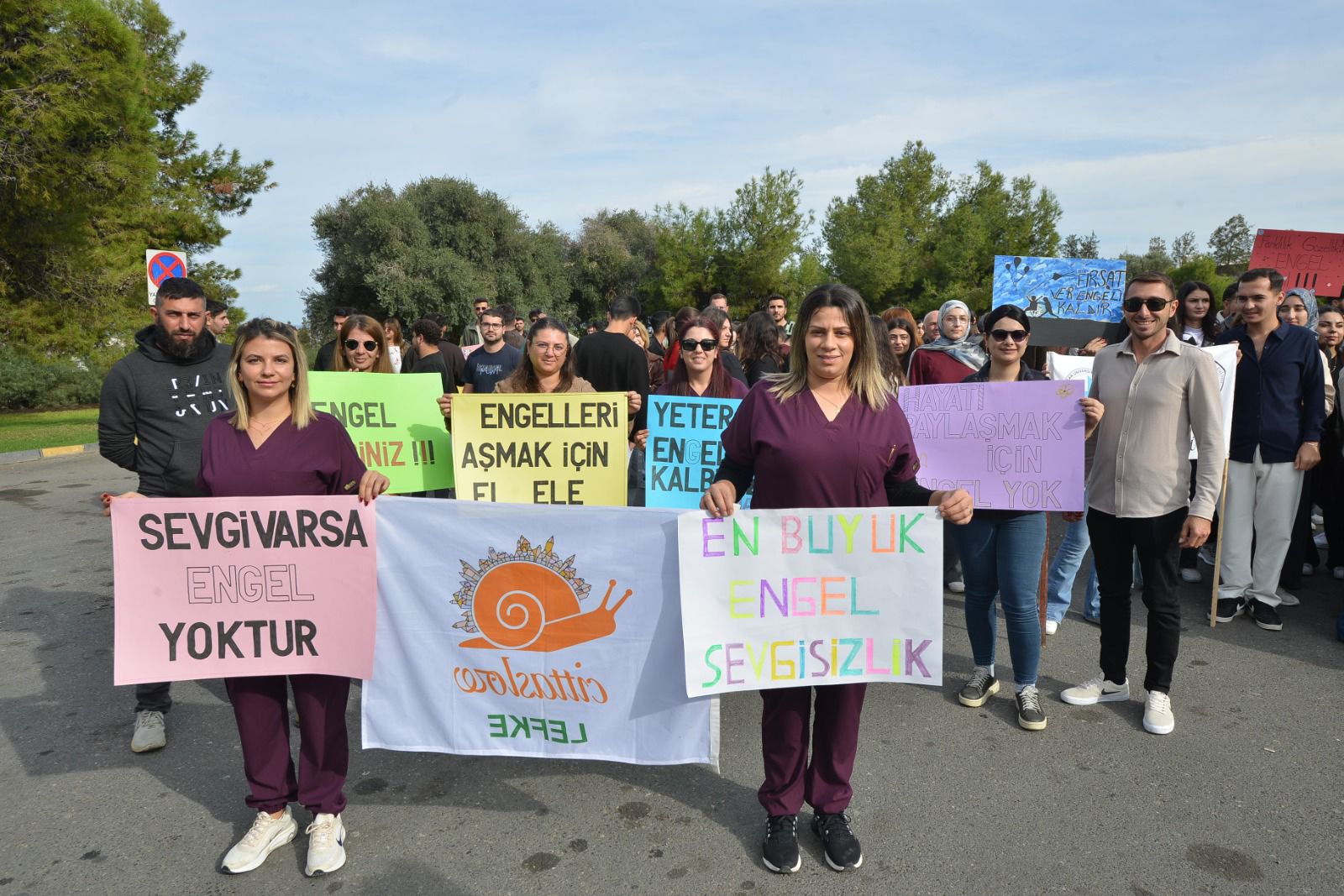 Lefke’de 3 Aralık Dünya Engelliler Günü İçin Farkındalık Yürüyüşü Düzenlendi