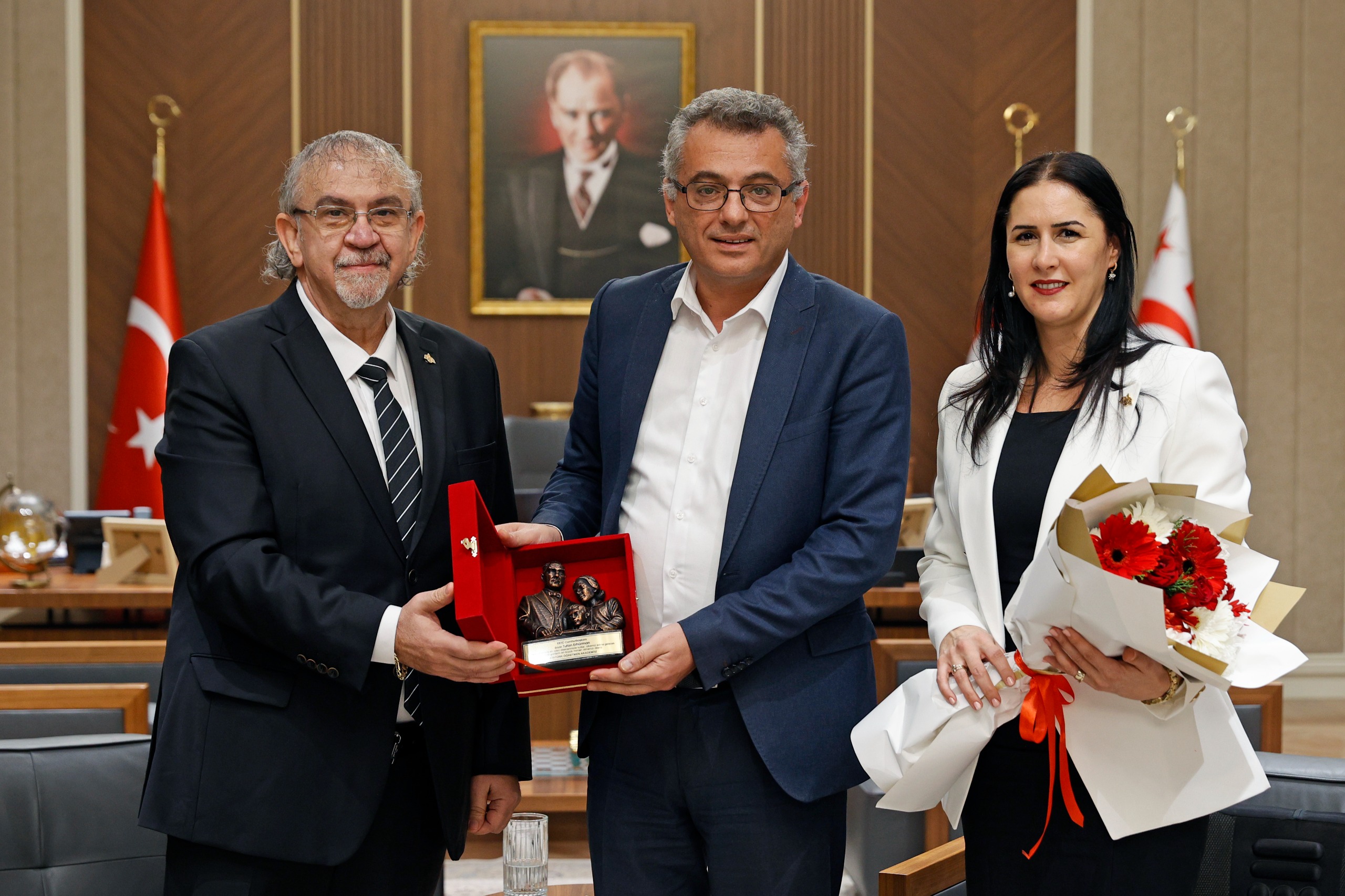 Cumhurbaşkanı Tufan Erhürman, AÖA heyetini kabul etti