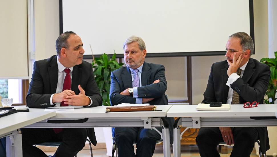 Harmancı, Hahn ve Prountzos ile bir araya geldi