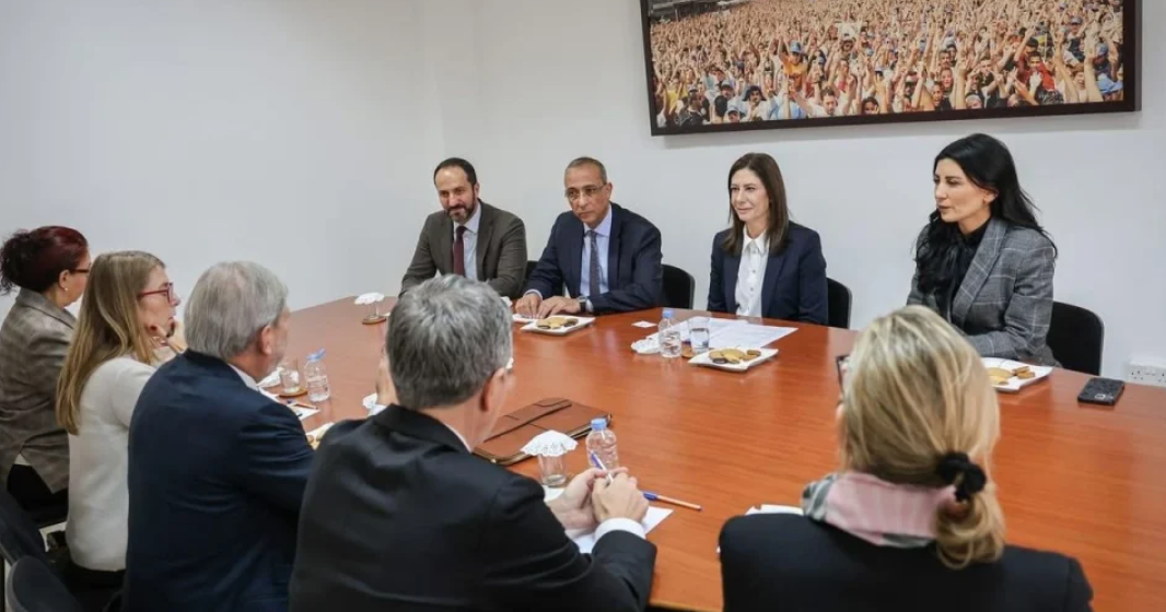 CTP Genel Başkanı İncirli, Hahn ile görüştü