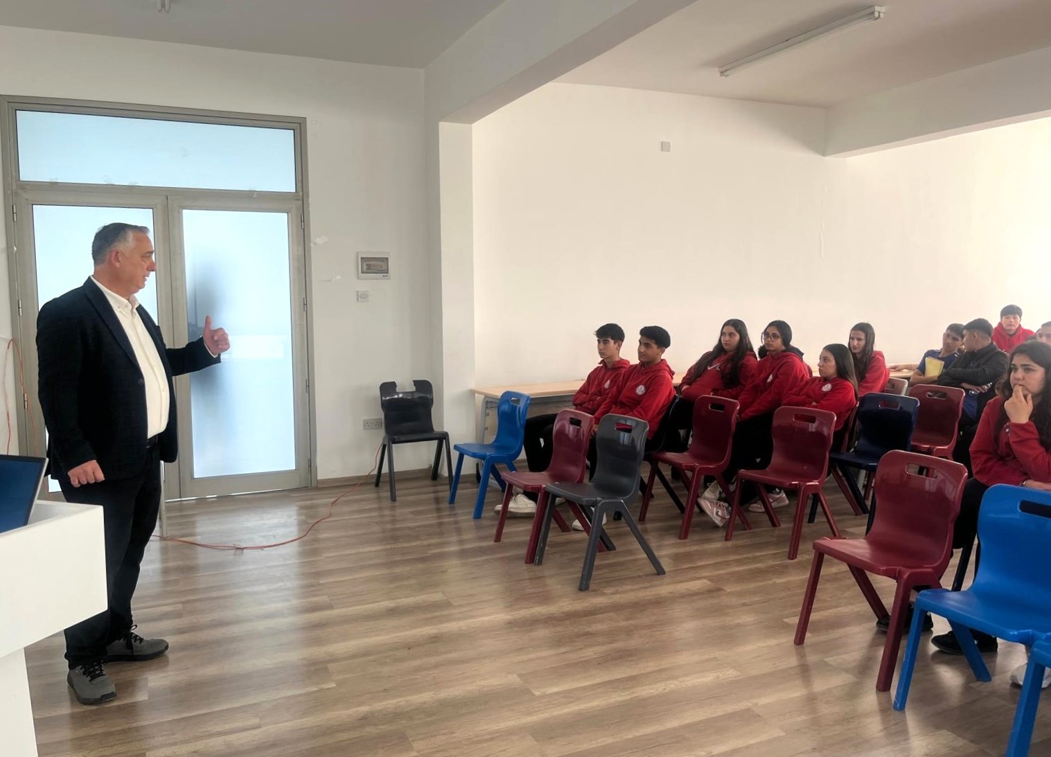 Liselilere Finansal Okuryazarlık ve Girişimcilik Eğitimi!