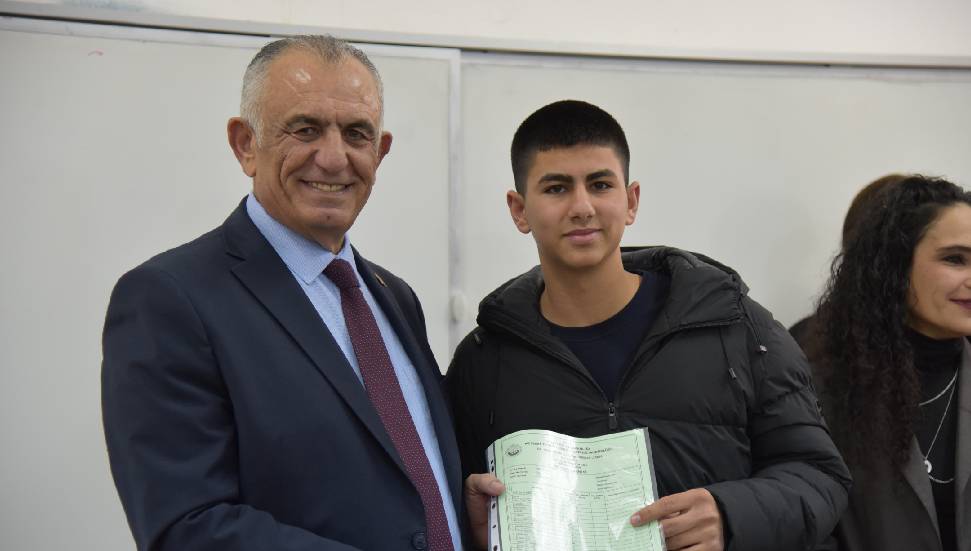 Karneler dağıtıldı: 57 bin 413 öğrenci tatile girdi