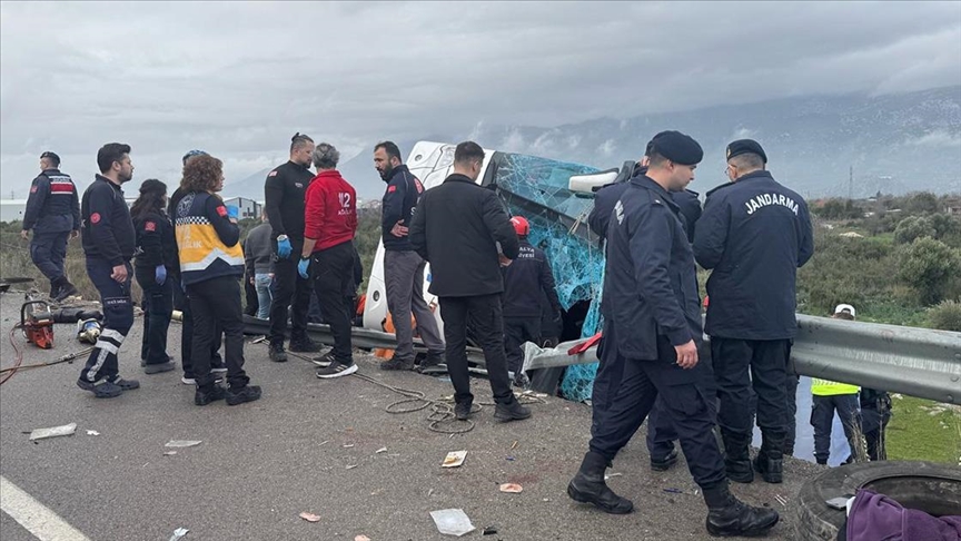 Antalya'da otobüs kazası: Sekiz ölü, 26 yaralı