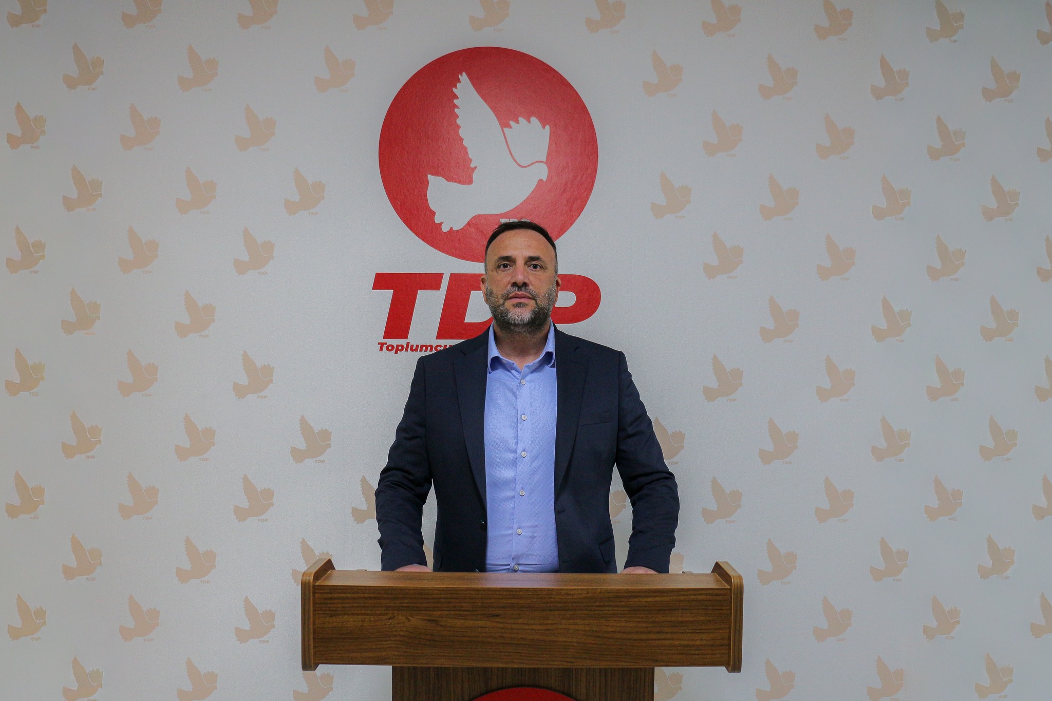 Zeki Çeler: Dokunulmazlık zırhının arkasına saklanmayın; sandığı kurun, yargının yolunu açın