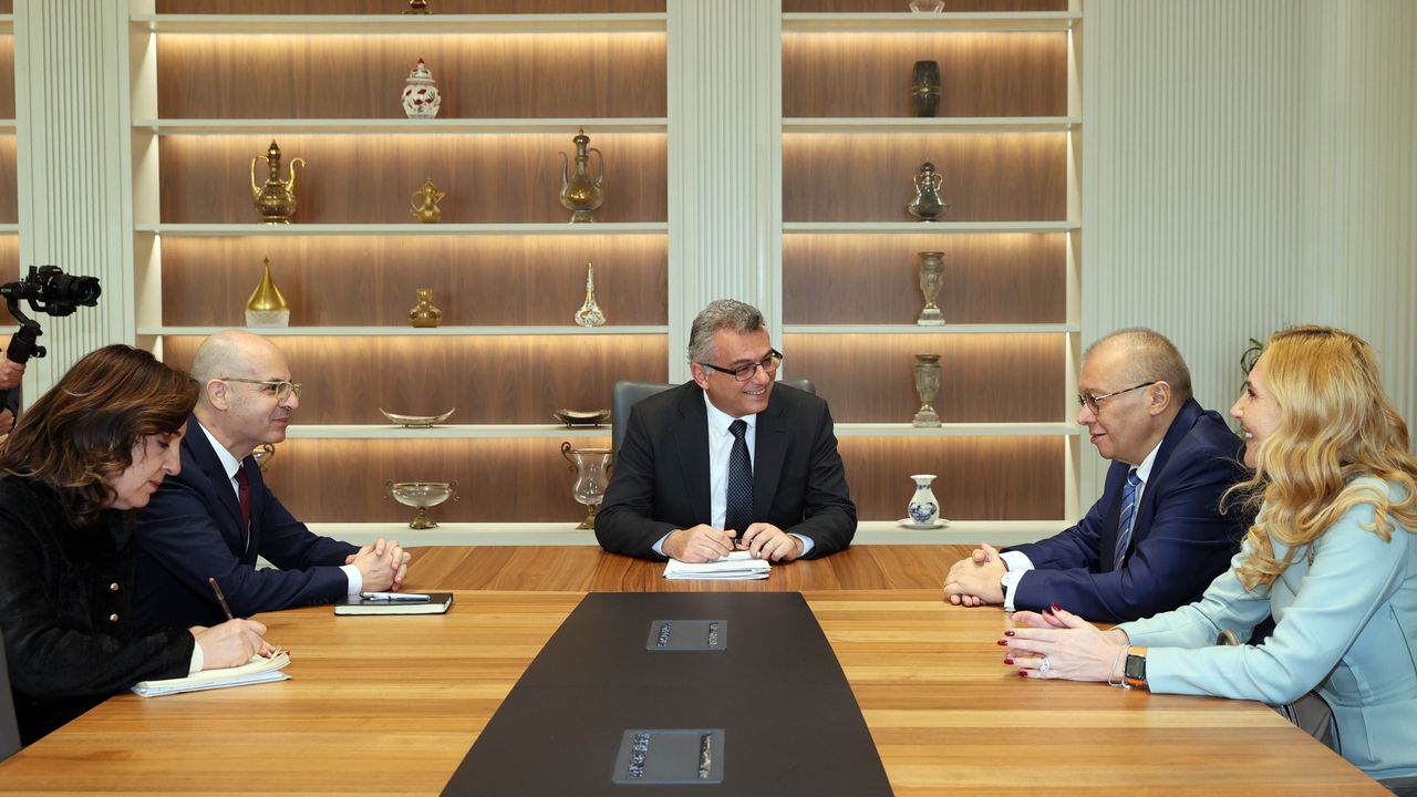 Erhürman, Romanya’nın Kıbrıs Büyükelçisi Mihalache’yi kabul etti