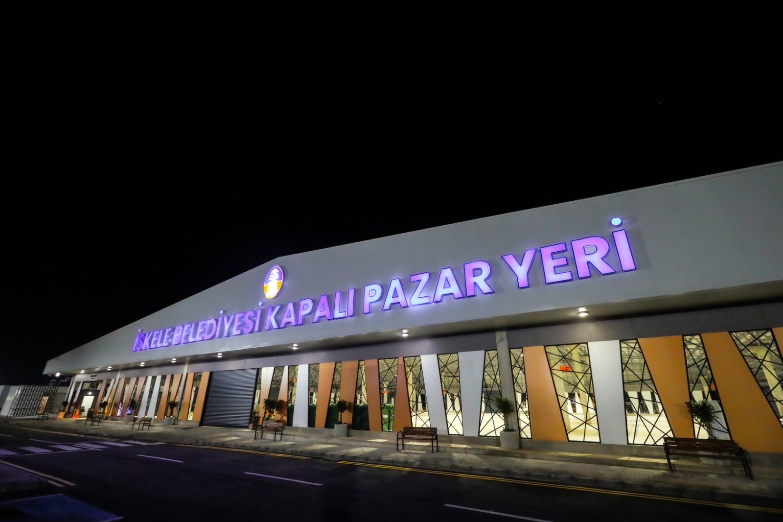 Kapalı Pazar yeri "Resmen" açıılyor
