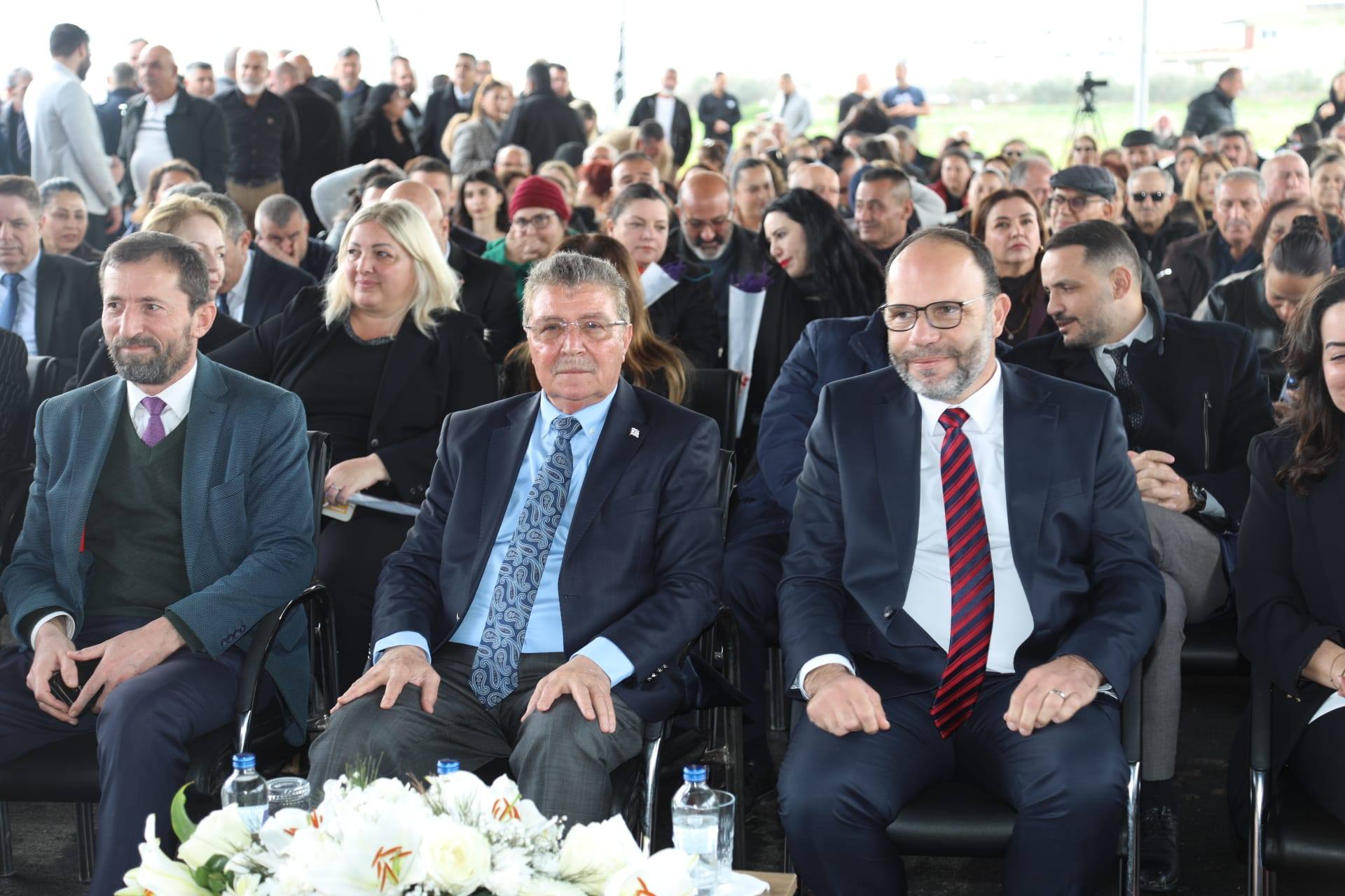 Başbakan Ünal Üstel  İskele Kapalı Pazar Yeri ve Terminal Alanı’nın açılışına katıldı ve konuşma yaptı