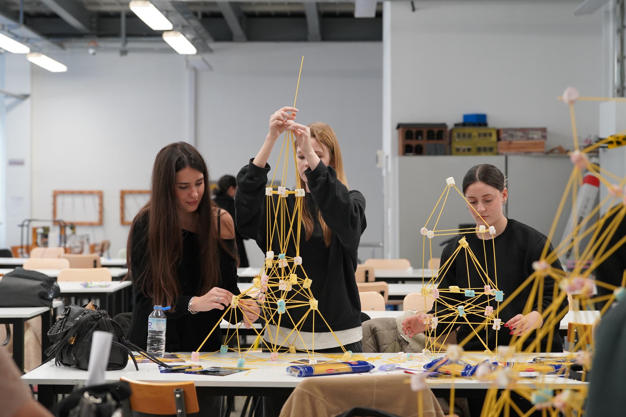 ARUCAD, lise öğrencilerine yönelik Atölyeler Haftasını tamamladı