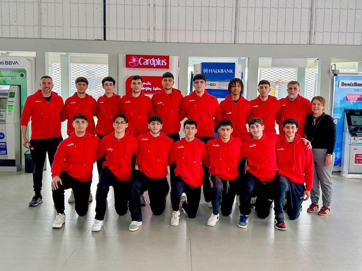 Basketbol U18 karmamız Bursa'yı elinden son basketle kaçırdı!
